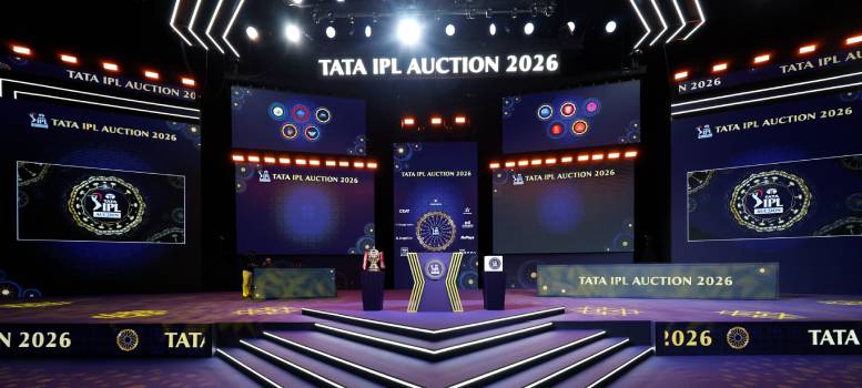 IPL Auction 2026-এ ইতিহাস গড়লেন ক্যামরন গ্রিন