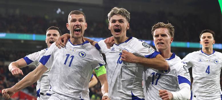 বিশ্বকাপ থেকে ছিটকে যাওয়ার হ্যাটট্রিক করে ফেলল Italy Football Team