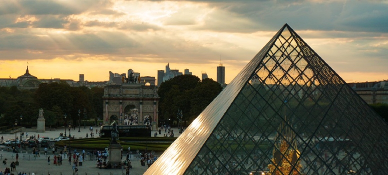 Louvre Museum ডাকাতির এক বছর পরও নিখোঁজ ফরাসি রাজমুকুটের ১০ কোটি ডলারের গয়না